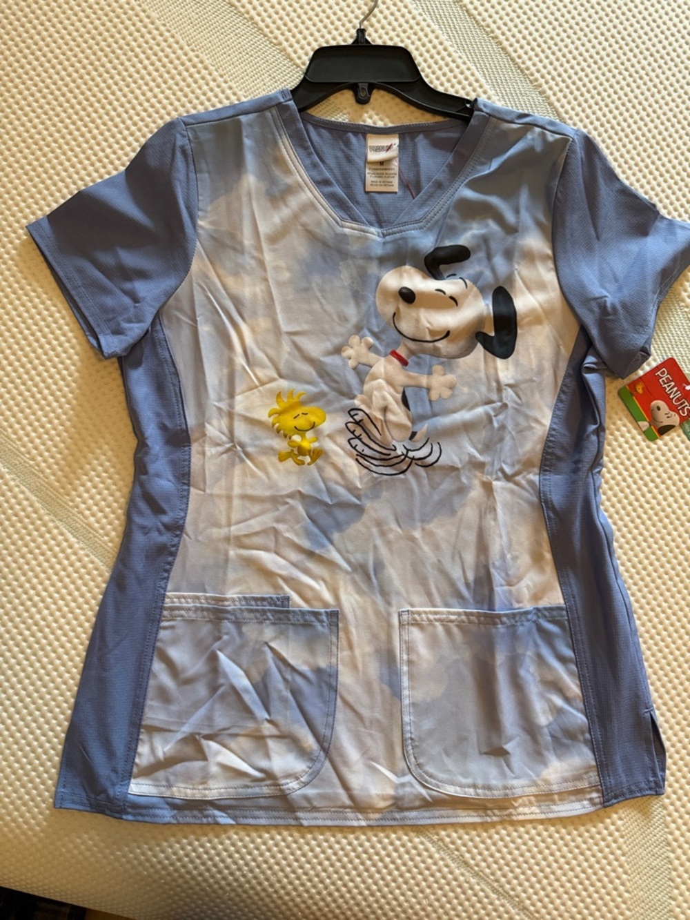 Peanuts Light Blue Snoopy & Woodstock Short Sleeve Scrub Top NWT M